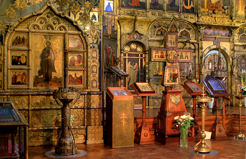 iconostase de la cathédrale orthodoxe russe à Nice
